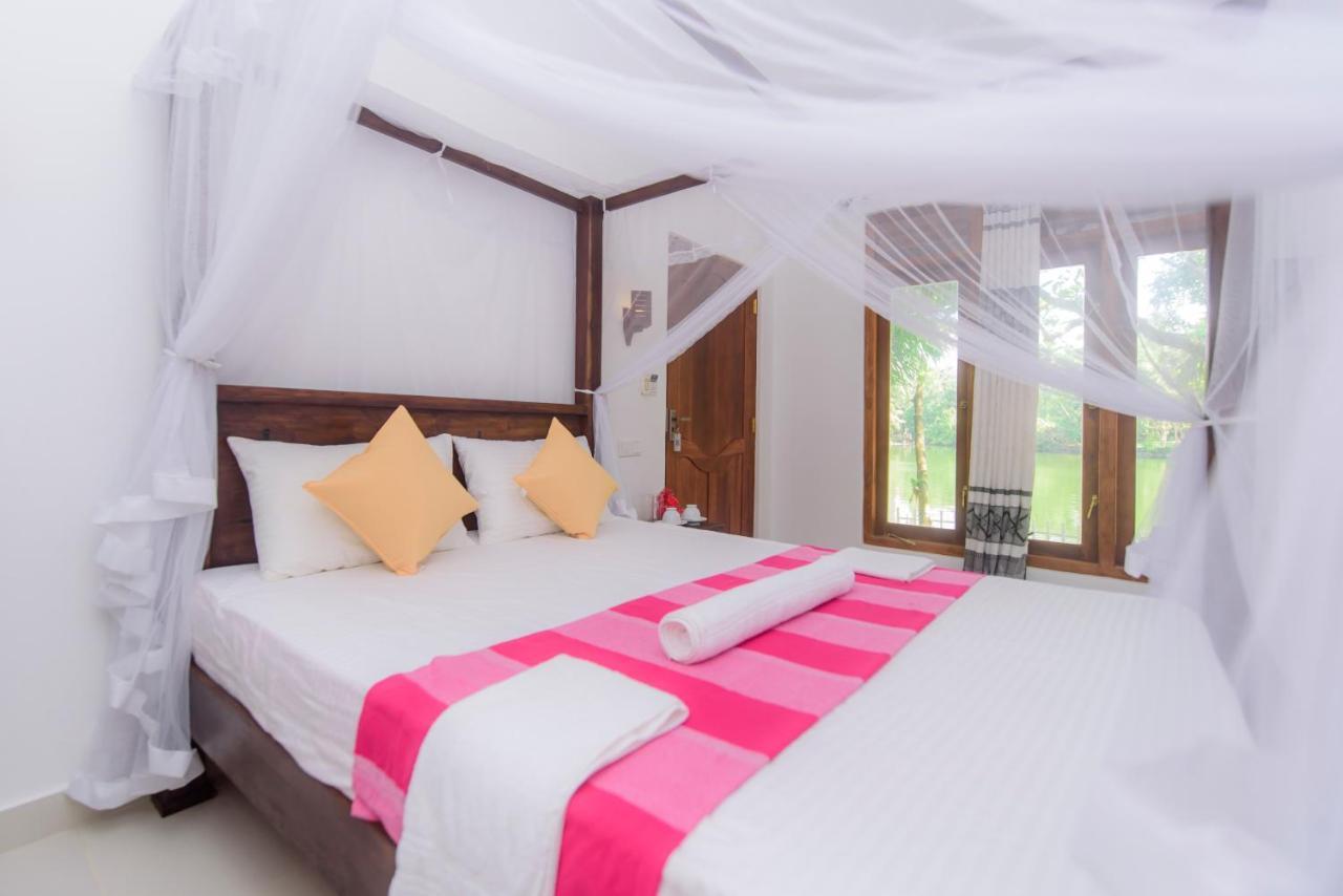 Scenery River Star Hotel Hikkaduwa Luaran gambar