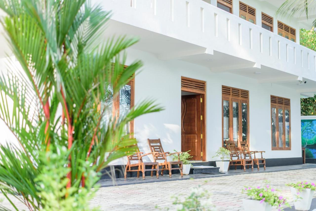 Scenery River Star Hotel Hikkaduwa Luaran gambar