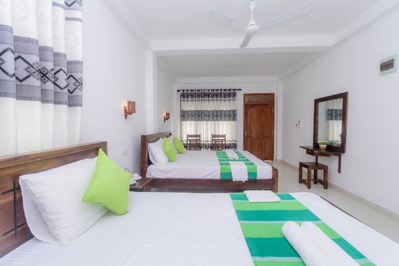 Scenery River Star Hotel Hikkaduwa Luaran gambar