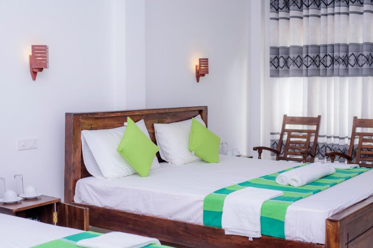 Scenery River Star Hotel Hikkaduwa Luaran gambar